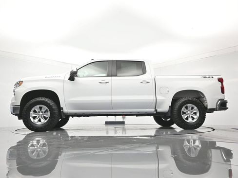 Certified 2025 Chevrolet Silverado 1500 LT AWD/4WD image 44