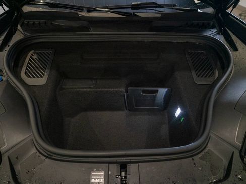 New 2025 Porsche Macan Turbo Electric AWD/4WD image 45