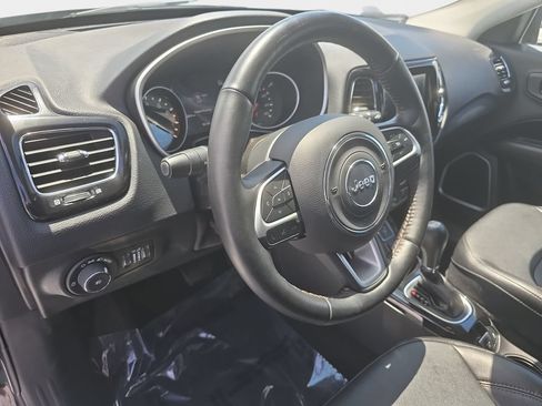 Used 2020 Jeep Compass Limited AWD/4WD image 26