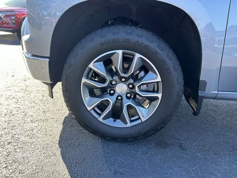 Certified 2024 Chevrolet Silverado 1500 LT image 9