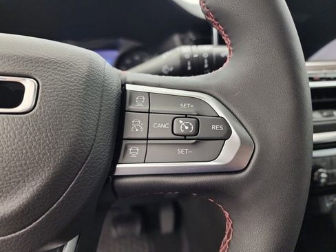 New 2025 Jeep Compass Trailhawk w/ Trailhawk Convenience Group image 22