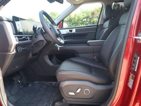 Used 2026 Hyundai Santa Fe Limited AWD/4WD image 13