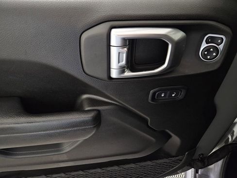 Used 2022 Jeep Gladiator Mojave w/ LED Lighting Group image 21