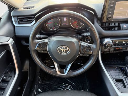 Certified 2021 Toyota RAV4 XLE w/ Convenience Package AWD/4WD image 12