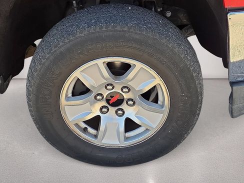 Used 2018 Chevrolet Silverado 1500 LT RWD image 8