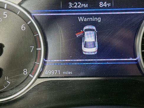 Used 2024 Nissan Sentra SV FWD image 18
