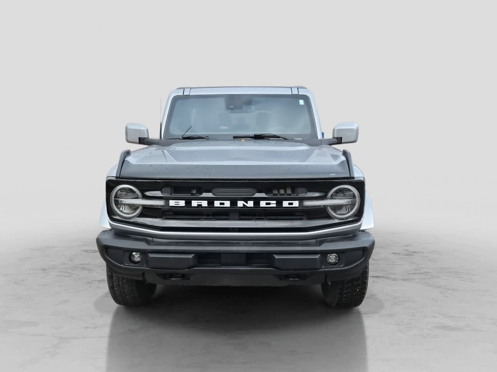 Used 2023 Ford Bronco Outer Banks AWD/4WD image 3