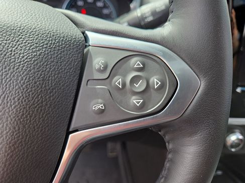 Used 2022 Chevrolet Traverse RS image 23