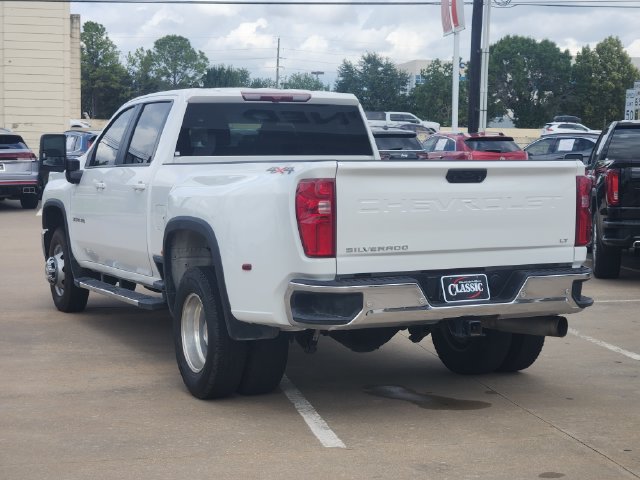 Used 2025 Chevrolet Silverado 3500 LT w/ Safety Package AWD/4WD image 5