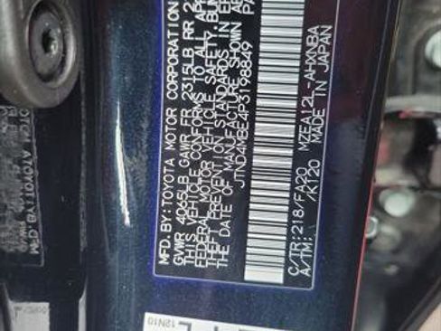 Certified 2023 Toyota Corolla SE image 36