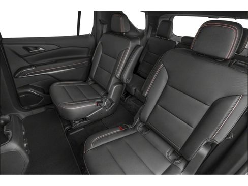 New 2026 Chevrolet Traverse Z71 image 8