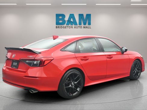 Used 2024 Honda Civic Sport image 2