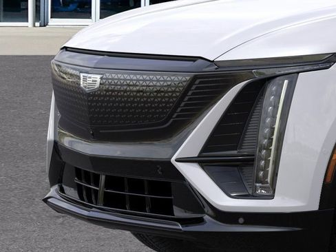 New 2025 Cadillac Lyriq Sport image 13