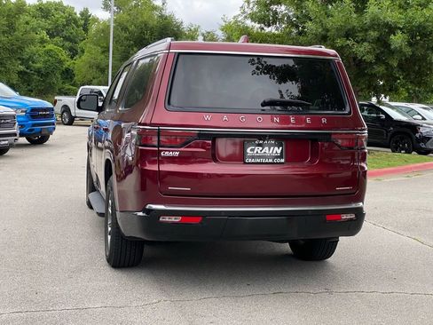 Used 2022 Jeep Wagoneer Series I w/ Convenience Group I AWD/4WD image 5