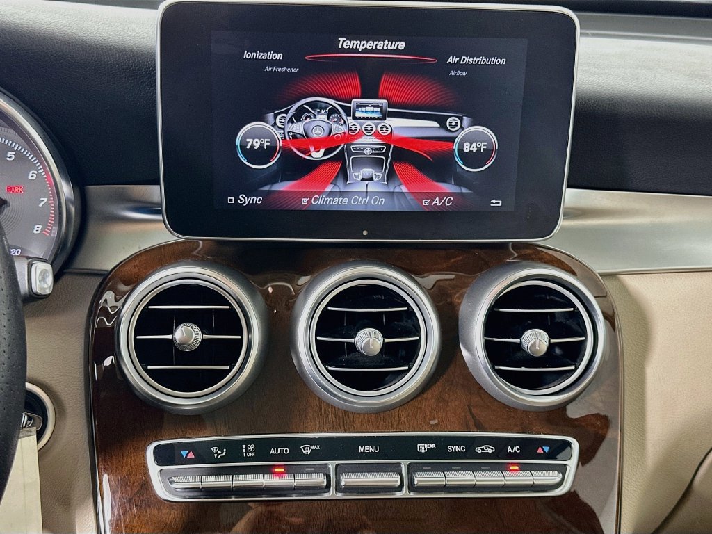 Used 2017 Mercedes-Benz GLC 300 image 16