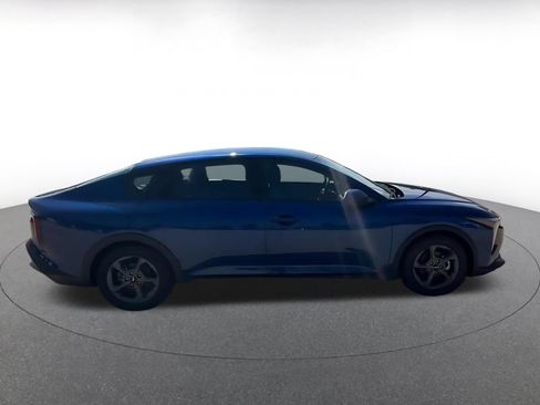 Used 2025 Kia K4 FWD image 15