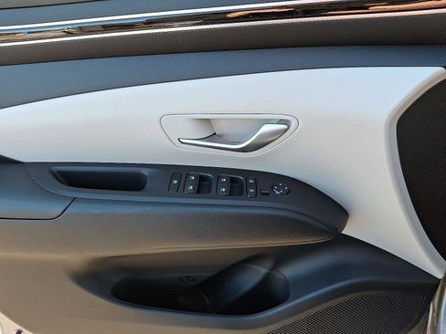 Certified 2024 Hyundai Tucson SEL image 12