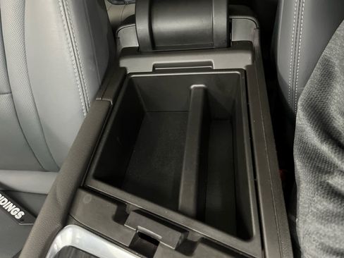 Used 2023 Buick Enclave Essence w/ Experience Buick Package image 29