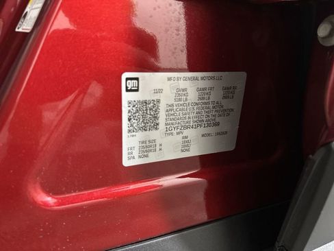 Certified 2023 Cadillac XT4 Luxury w/ Cold Weather Package image 36