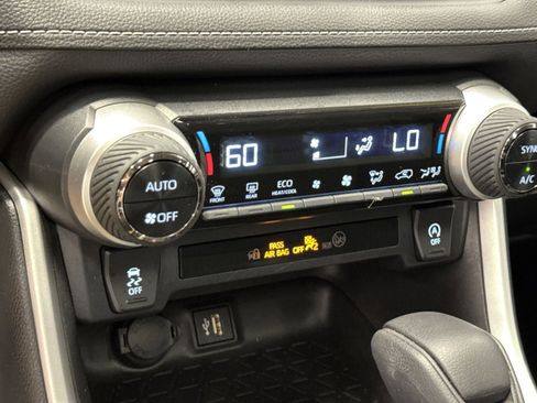 Used 2023 Toyota RAV4 XLE w/ Convenience Package FWD image 22