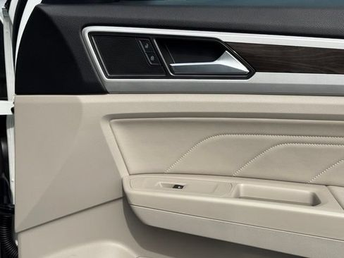 Certified 2023 Volkswagen Atlas SE AWD/4WD image 31