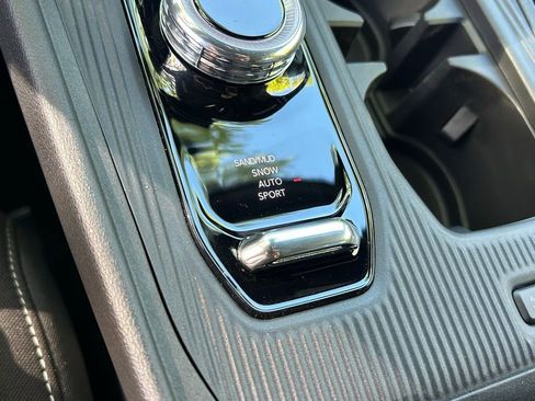 New 2026 Jeep Cherokee Laredo image 45