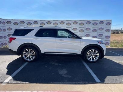 Certified 2022 Ford Explorer Platinum w/ Equipment Group 601A
