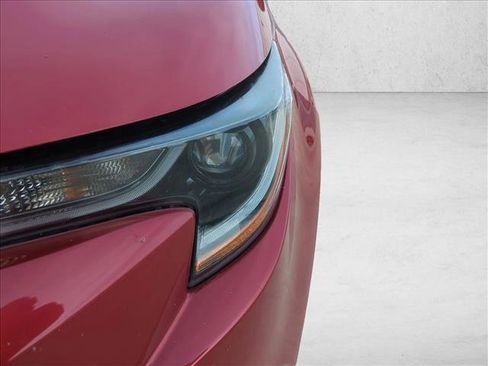 Used 2020 Toyota Corolla LE image 8