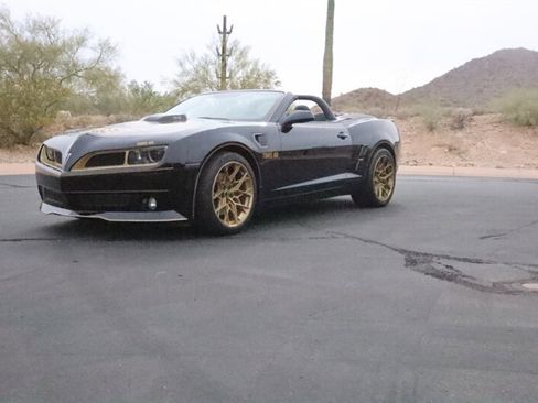 Used 2013 Chevrolet Camaro SS w/ RS Package RWD image 50