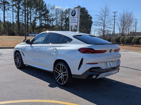 New 2026 BMW X6 xDrive40i w/ Climate Comfort Package image 5