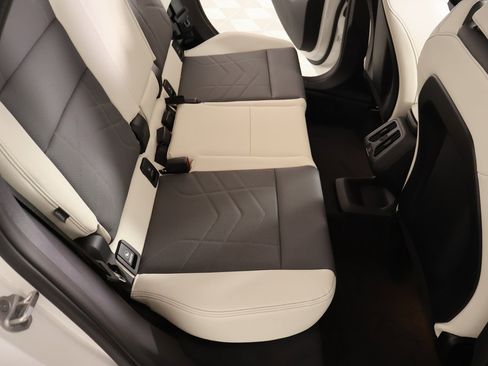 New 2026 BMW X1 xDrive28i w/ Technology Package image 16