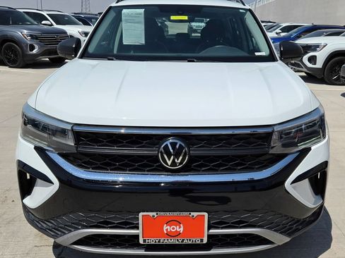 Used 2023 Volkswagen Taos S FWD image 3
