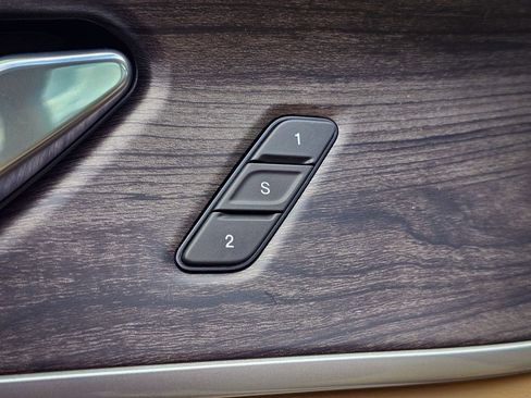 New 2026 Jeep Grand Cherokee Limited AWD/4WD image 10