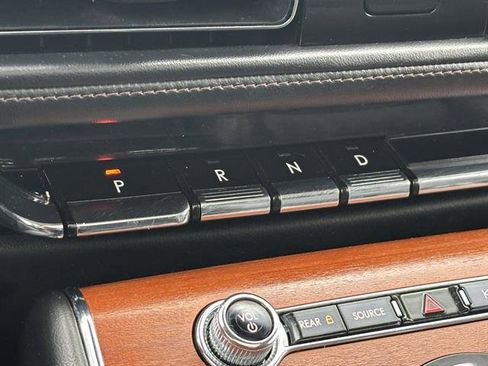 Used 2020 Lincoln Aviator Reserve w/ Equipment Group 201A image 21