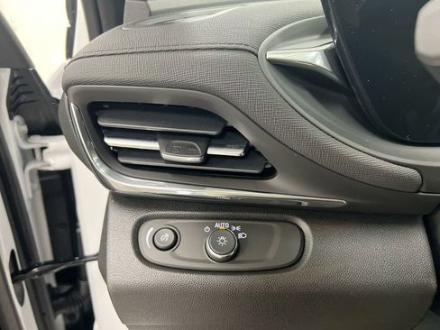 New 2026 Buick Envista Preferred image 18