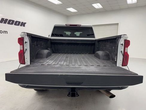 Used 2024 Chevrolet Silverado 2500 Custom w/ Custom Value Package AWD/4WD image 29