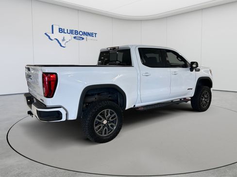 Used 2021 GMC Sierra 1500 AT4 w/ AT4 Value Package AWD/4WD image 4