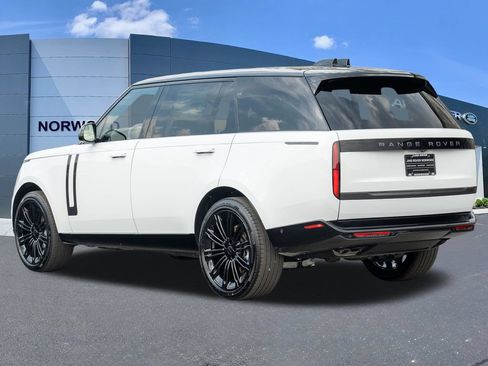 New 2026 Land Rover Range Rover Long Wheelbase SE AWD/4WD image 6