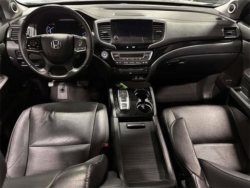 Certified 2022 Honda Pilot Touring image 19