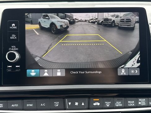 Used 2025 Honda Odyssey Sport-L image 9