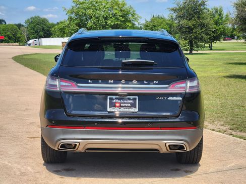 Used 2020 Lincoln Nautilus Reserve w/ Equipment Group 201A FWD image 7