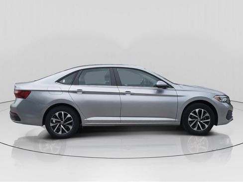 Used 2022 Volkswagen Jetta S FWD image 8
