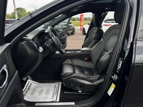 Used 2021 Volvo XC60 T8 R-Design w/ Advanced Package AWD/4WD image 17
