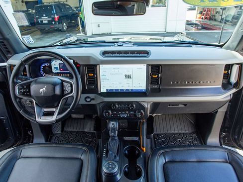 Used 2021 Ford Bronco Badlands AWD/4WD image 24