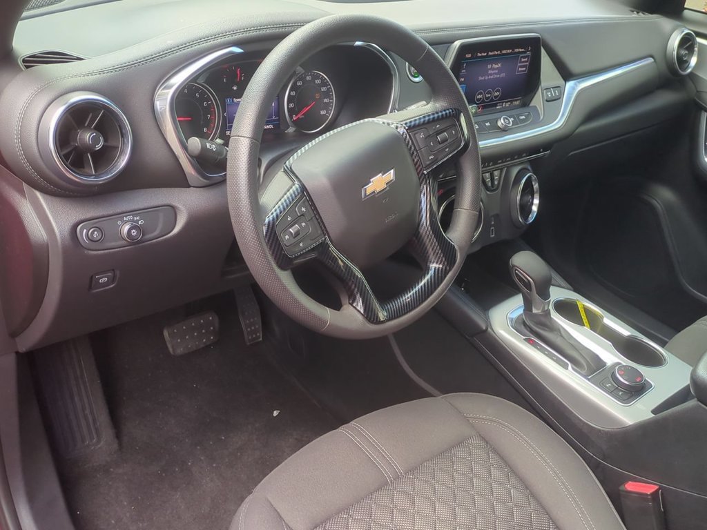 Used 2021 Chevrolet Blazer LT AWD/4WD image 13