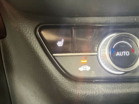 Used 2023 Honda HR-V EX-L image 19