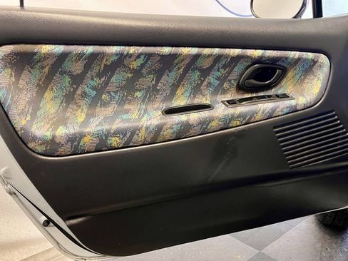 Used 1996 Suzuki X-90 2WD image 17