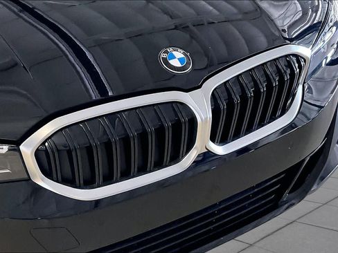 Used 2025 BMW 330i xDrive Sedan AWD/4WD image 30