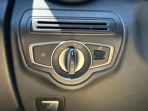 Certified 2022 Mercedes-Benz GLC 300 4MATIC image 26