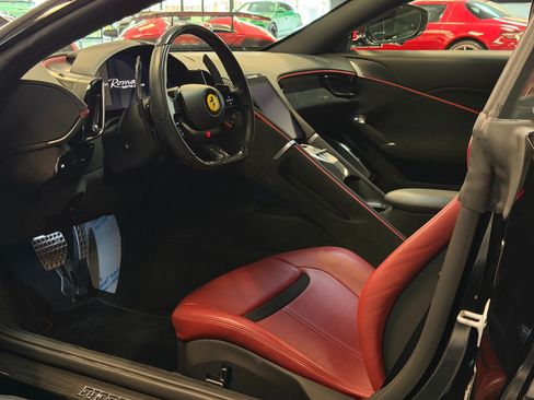 Used 2025 Ferrari Roma Spider RWD image 13